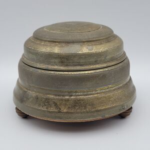 VTG Aluminum Music Box Powder Puff Wind Up Rustic Cottage Decor Haunting Melody